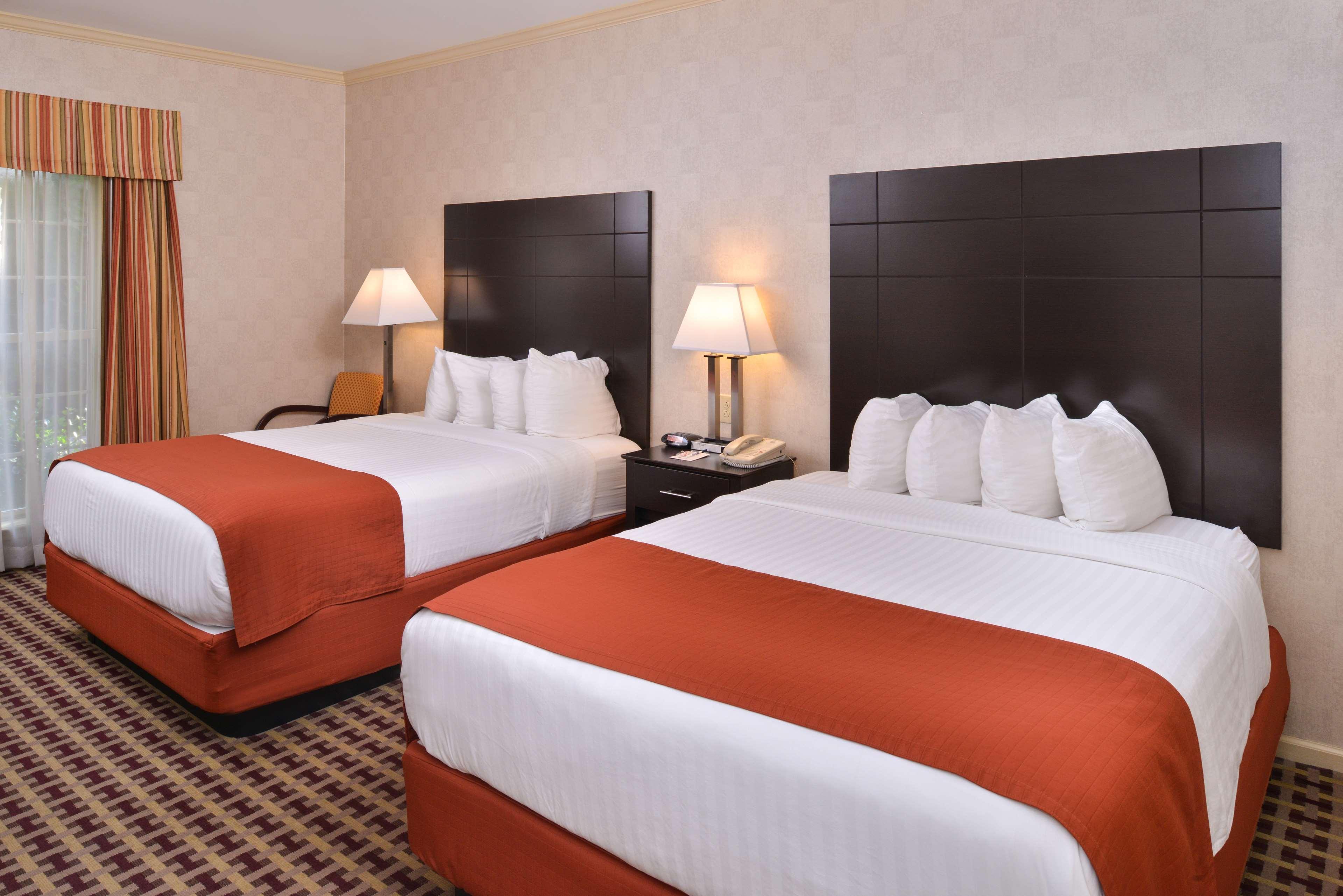 Best Western Brentwood Exterior photo