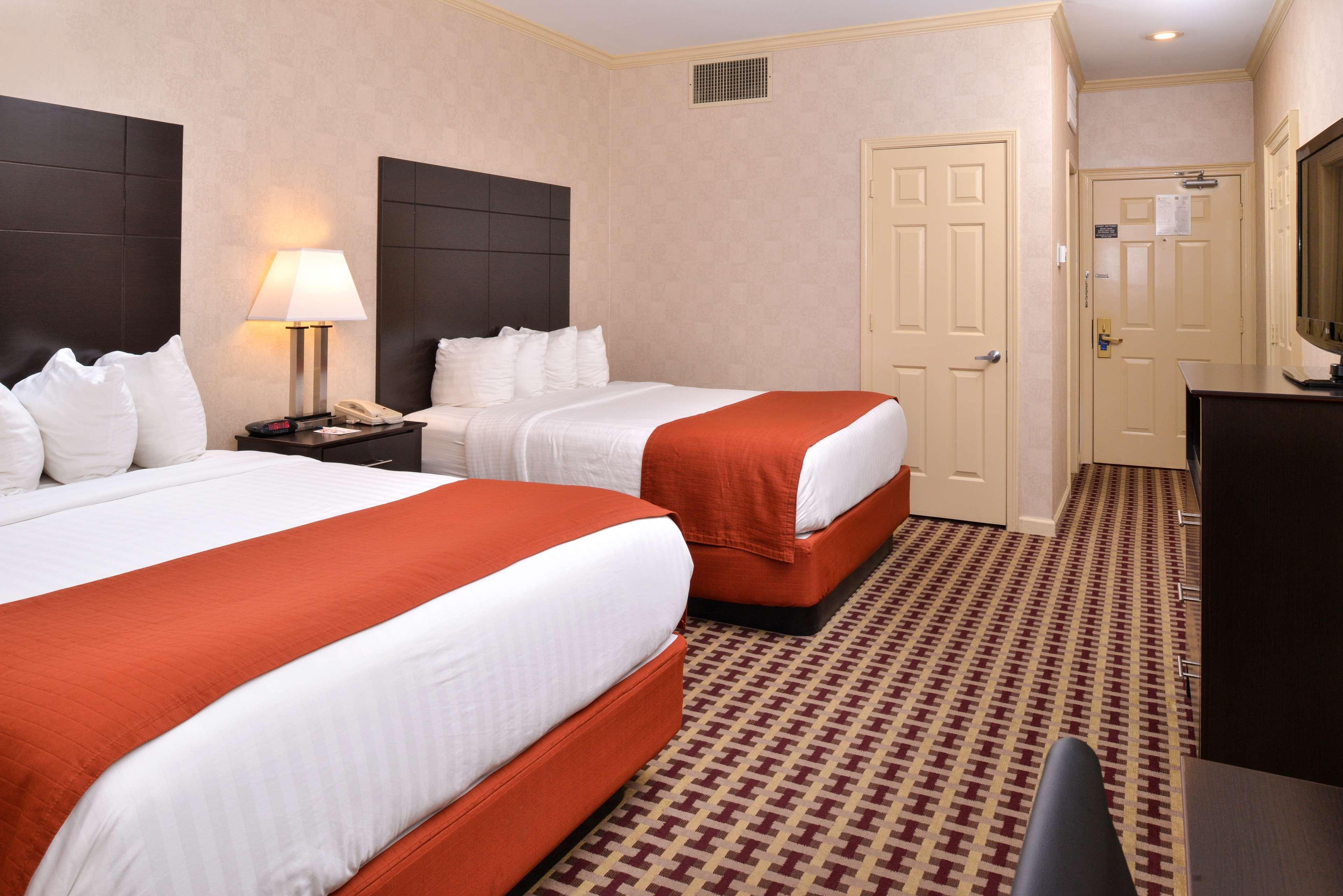 Best Western Brentwood Exterior photo