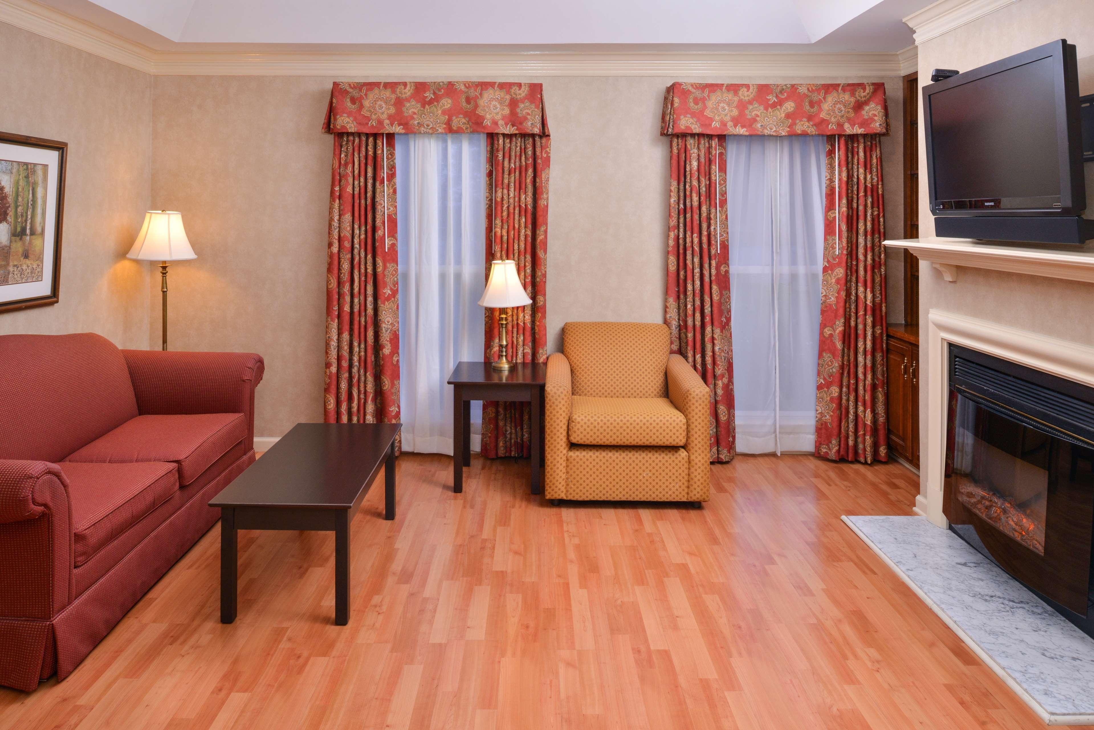 Best Western Brentwood Exterior photo
