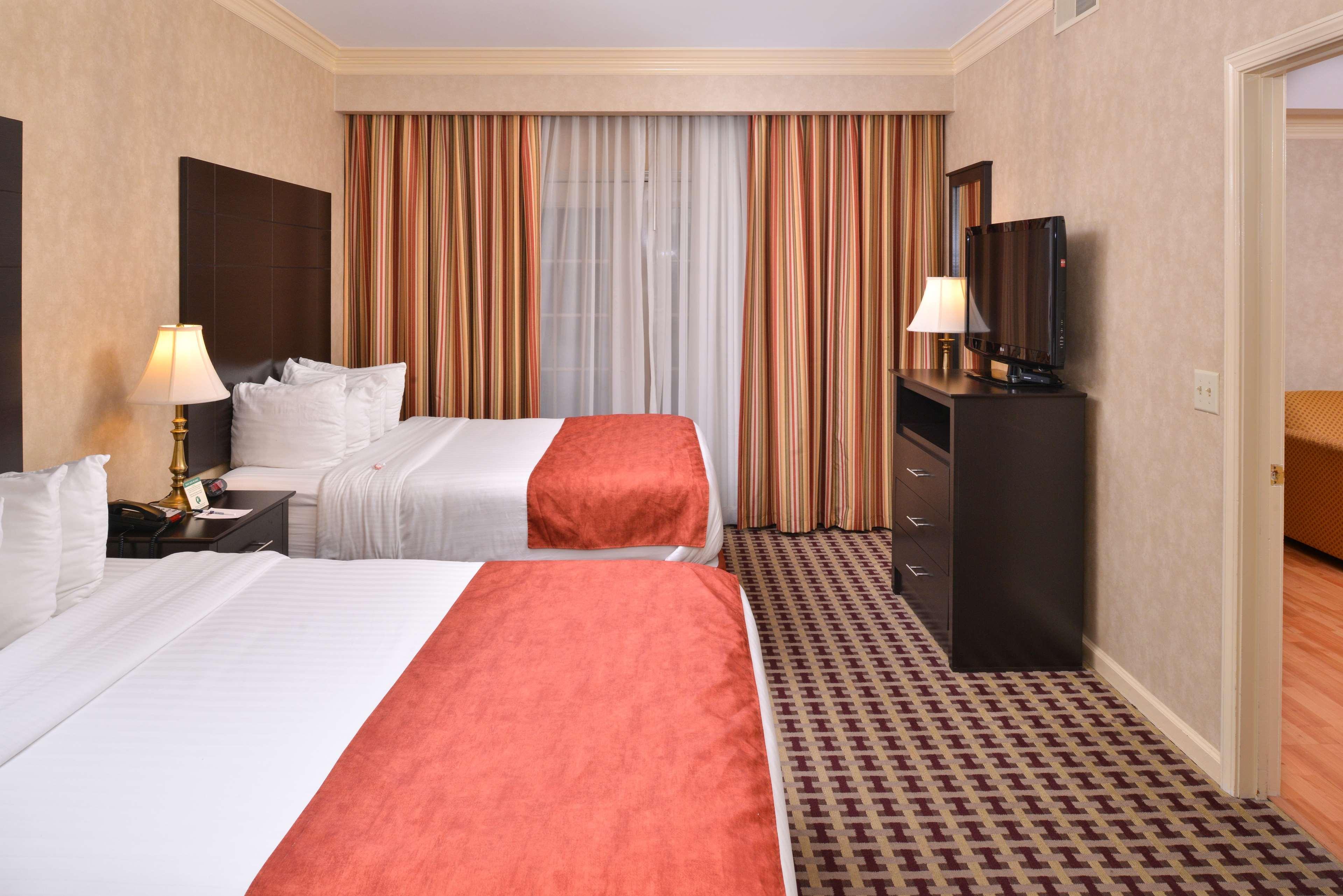 Best Western Brentwood Exterior photo